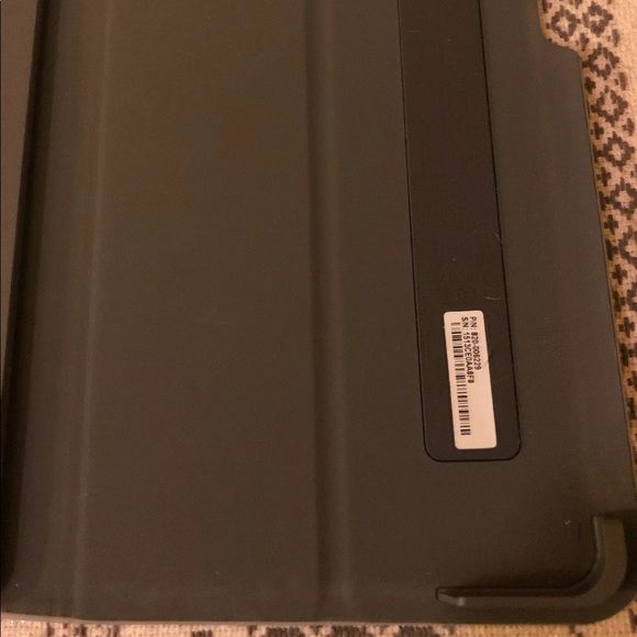 Logitech Ultrathin Keyboard Folio for iPad mini - Picture 4 of 9